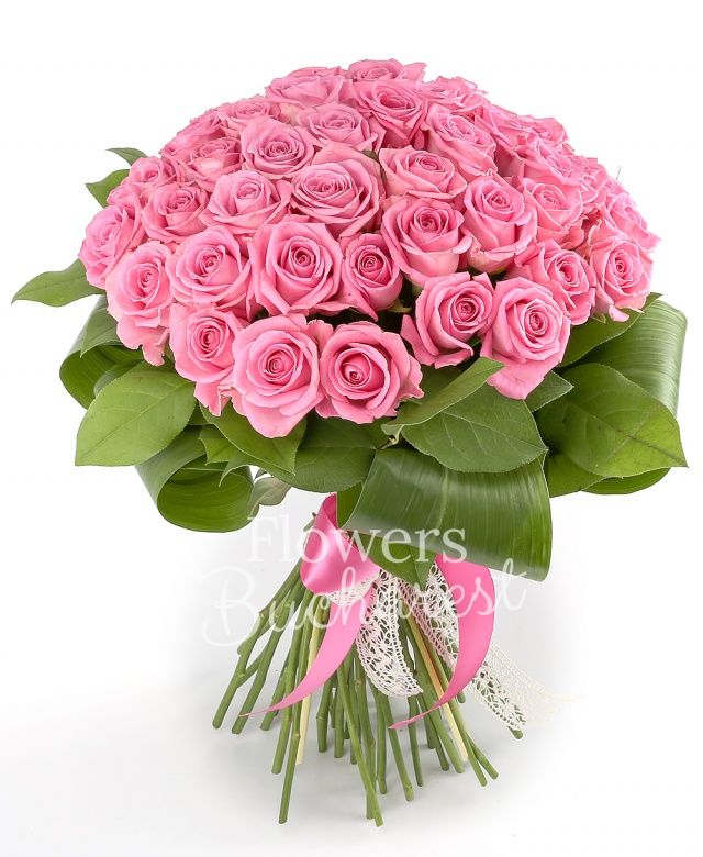 41 trandafiri roz, salal, aspidistra