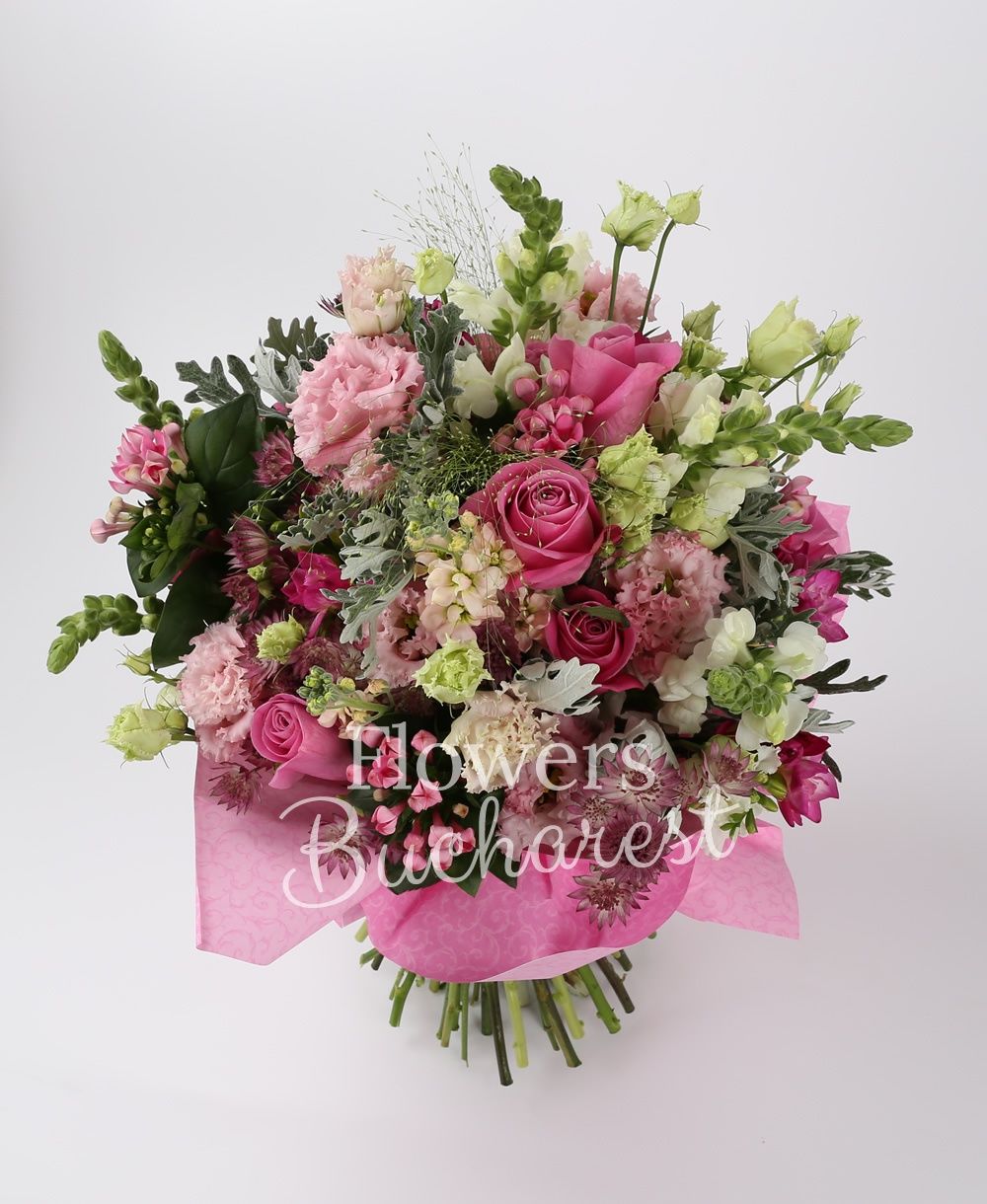 7 cyclam rose, 5 pink lisianthus, 5 pink bouvardia, 5 white antirrhinum, 5 pink mathiolla, 10 cyclam freesias, greenery