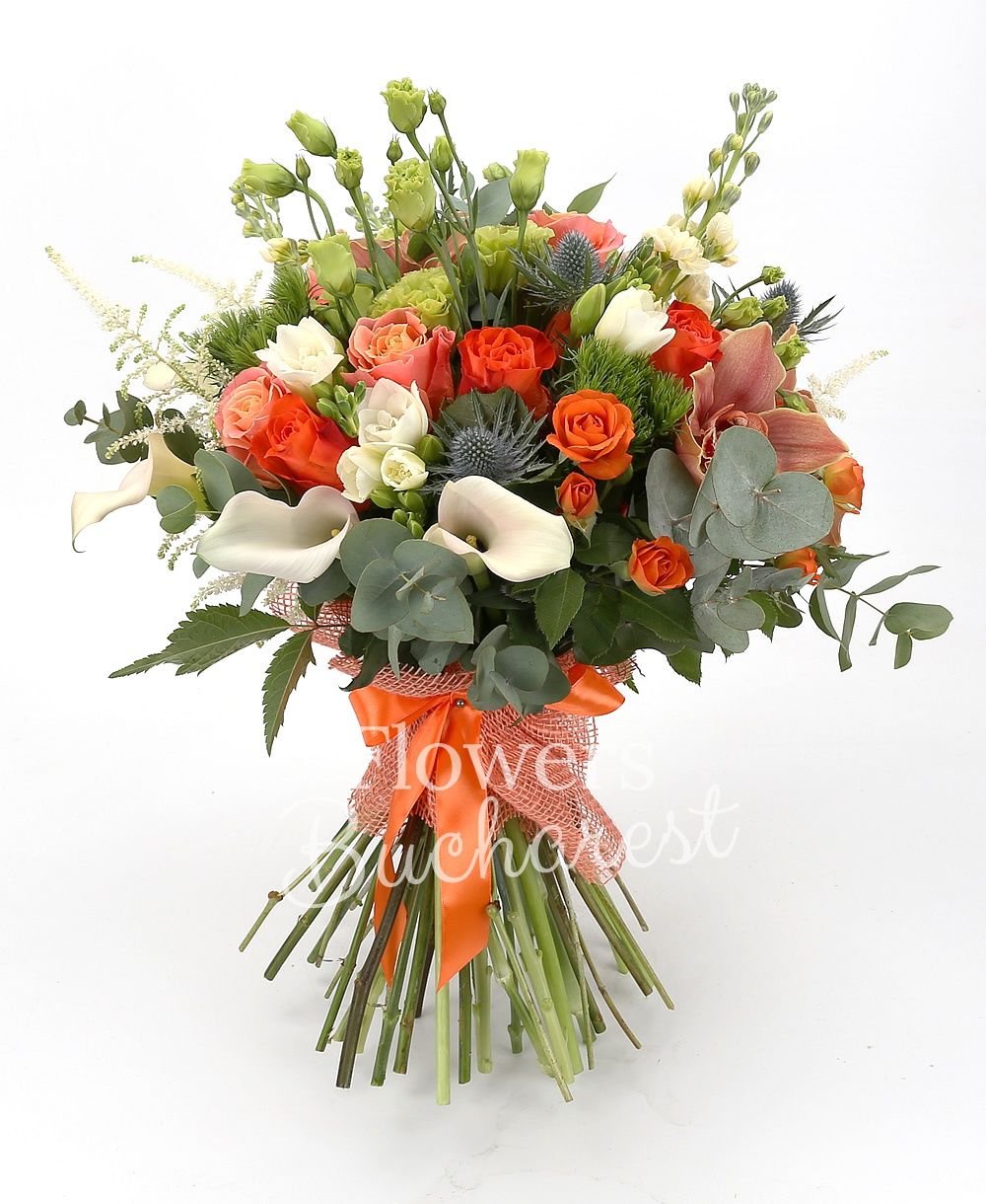 10 miss piggy roses, 5 orange miniroses, 5 white cala, 5 orange roses, 5 green lisianthus, 5 cream matthiola, 10 white freesias, 2 eryngium, 5 green carnations, garnet cymbidium, greenery