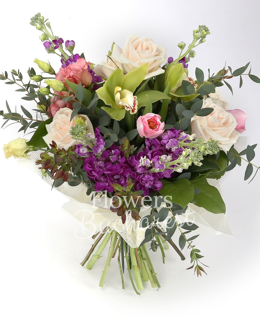 5 cream roses, 5 mauve matthiola, 5 pink tulips, 2 pink lisianthus, green cymbidium, greenery