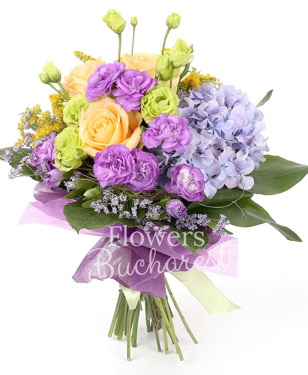 3 peach roses, 3 green lisianthus, blue hydrangea, 5 mauve carnations, 2 solidago, 3 statice, greenery