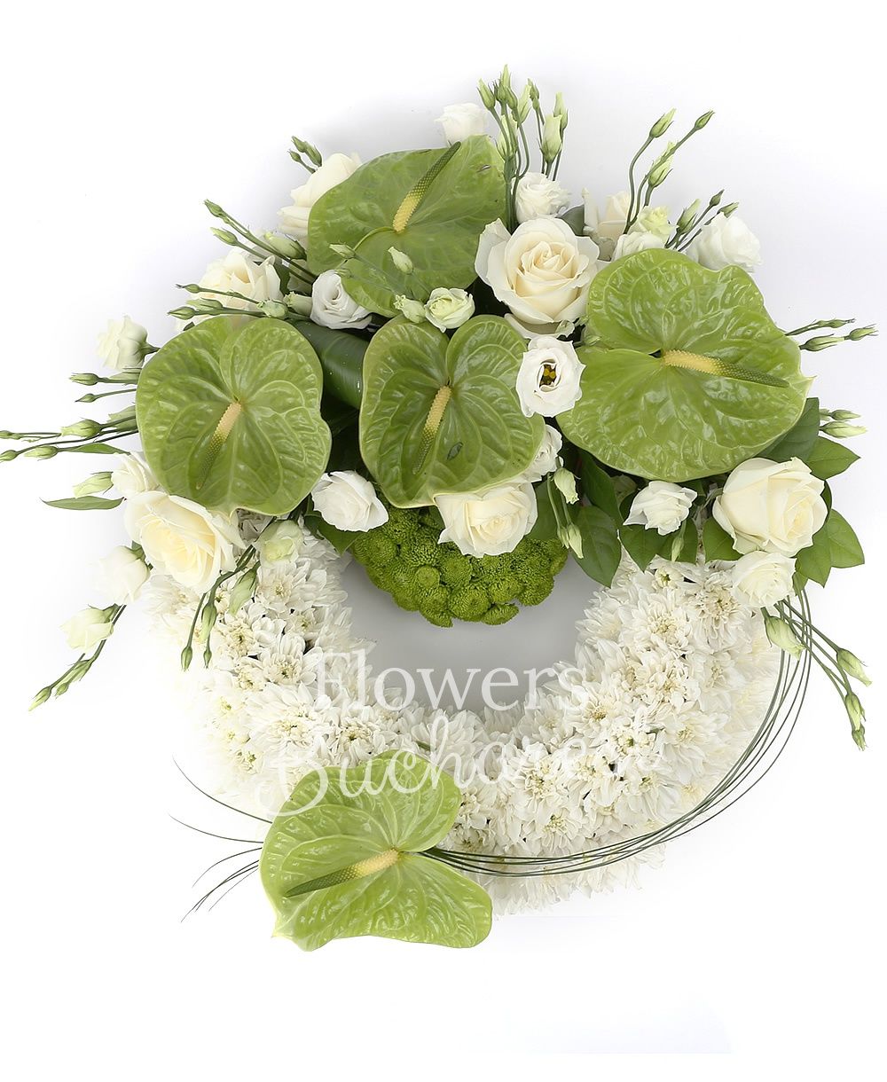 30 white chrysanthemums, 10 green santini, 5 white roses, 7 white roses, 5 green anthurium, 6 white lisianthus, greenery