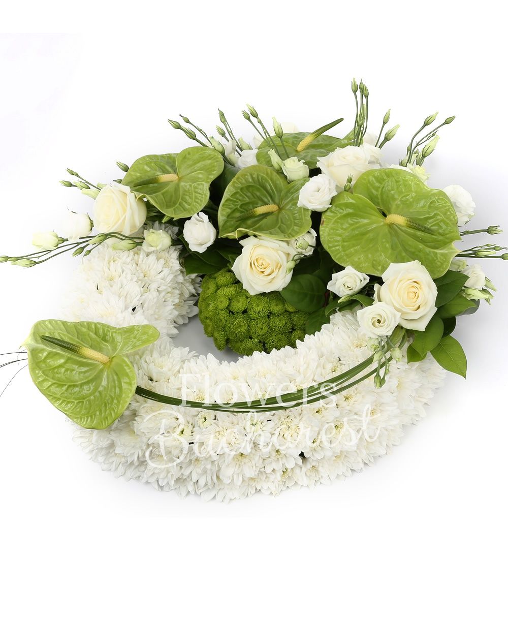 30 white chrysanthemums, 10 green santini, 5 white roses, 7 white roses, 5 green anthurium, 6 white lisianthus, greenery