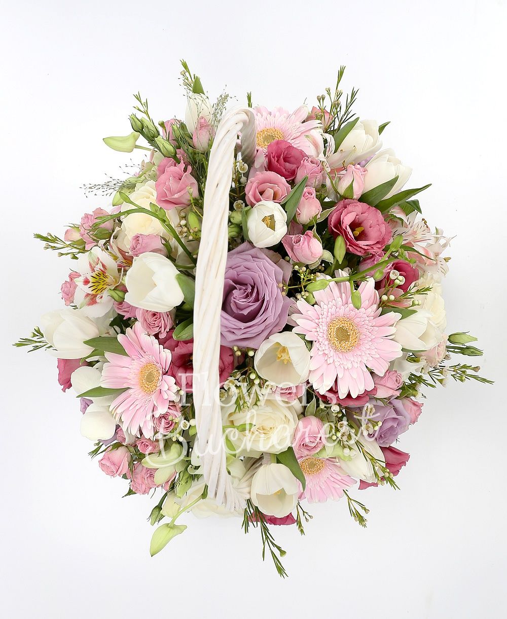 5 pink alstroemeria, 10 white tulips, 5 pink gerbera, 5 mauve roses, 5 white roses, 5 pink lisianthus, 5 pink miniroses, 5 white dendrobium orchids, greenery