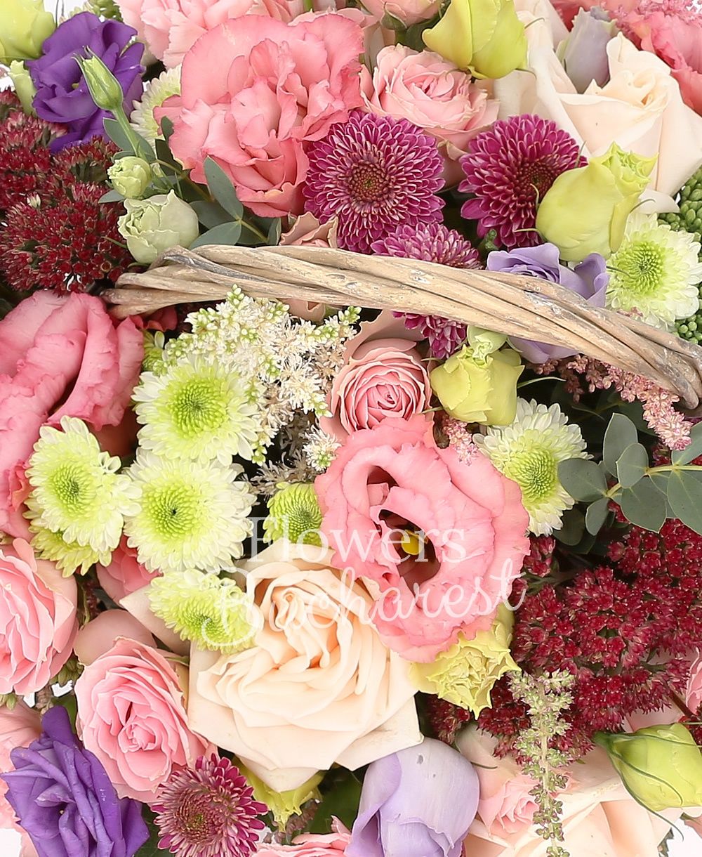 5 pink lisianthus, 2 mauve lisianthus, 3 cream roses, 5 pink astilbe, 3 white santini, 2 pink santini, 2 sedum, 3 red astilbe, 8 pink carnations