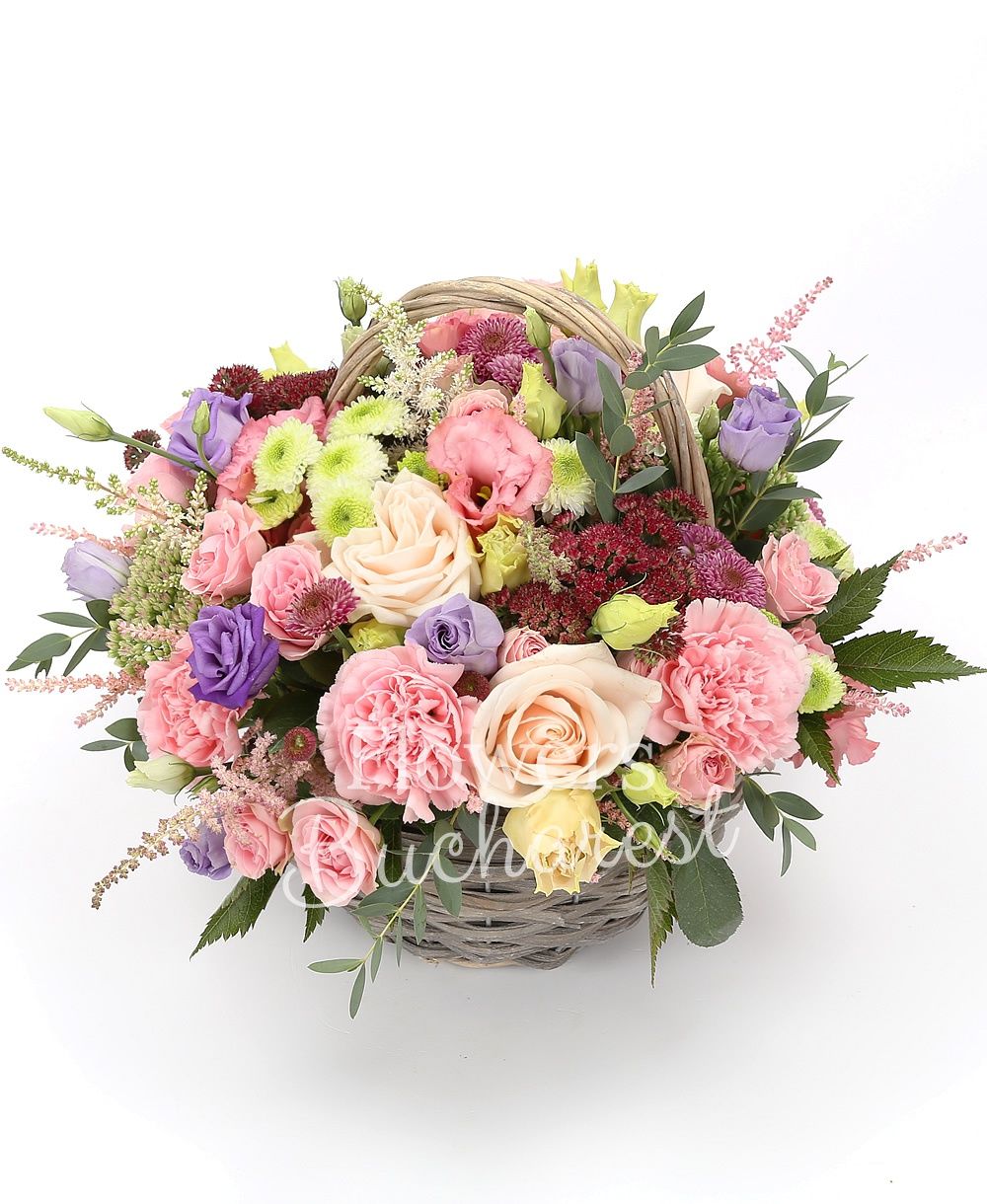 5 pink lisianthus, 2 mauve lisianthus, 3 cream roses, 5 pink astilbe, 3 white santini, 2 pink santini, 2 sedum, 3 red astilbe, 8 pink carnations