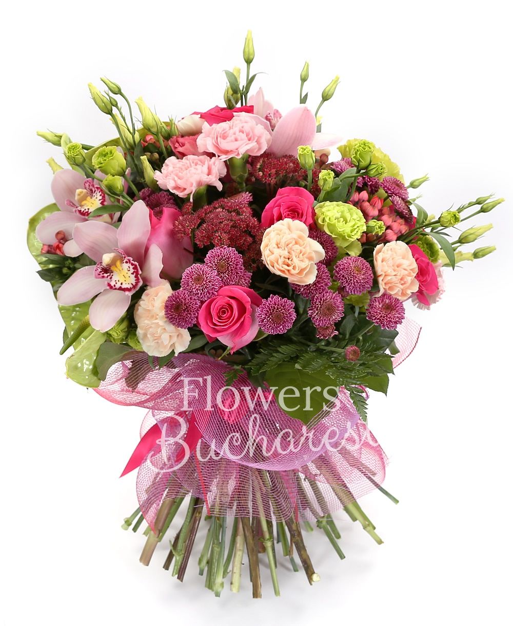 3 antirrhinum, 11 pink roses, 5 green lisianthus, 5 pink lisianthus, 5 sedum, 6 cream carnations, 6 pink carnations, 7 bouvardia, 5 pink santini, pink cymbidium, greenery