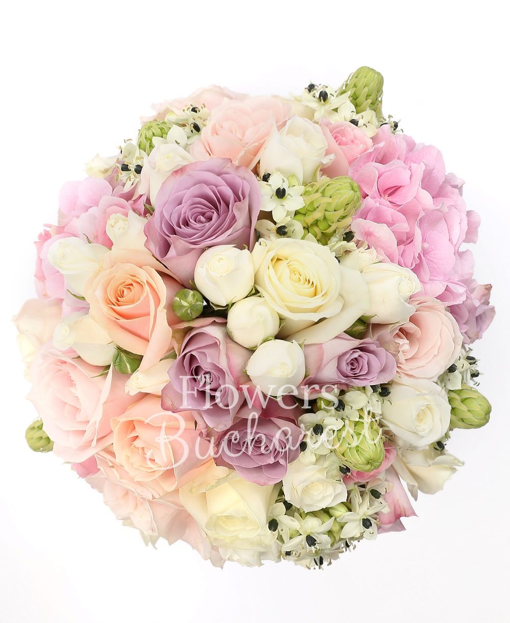 6 ornithogalum, 10 white roses, 7 memory lane, 7 sweet avalanche roses, 7 pink roses, 2 hydrangeas, 5 white miniroses