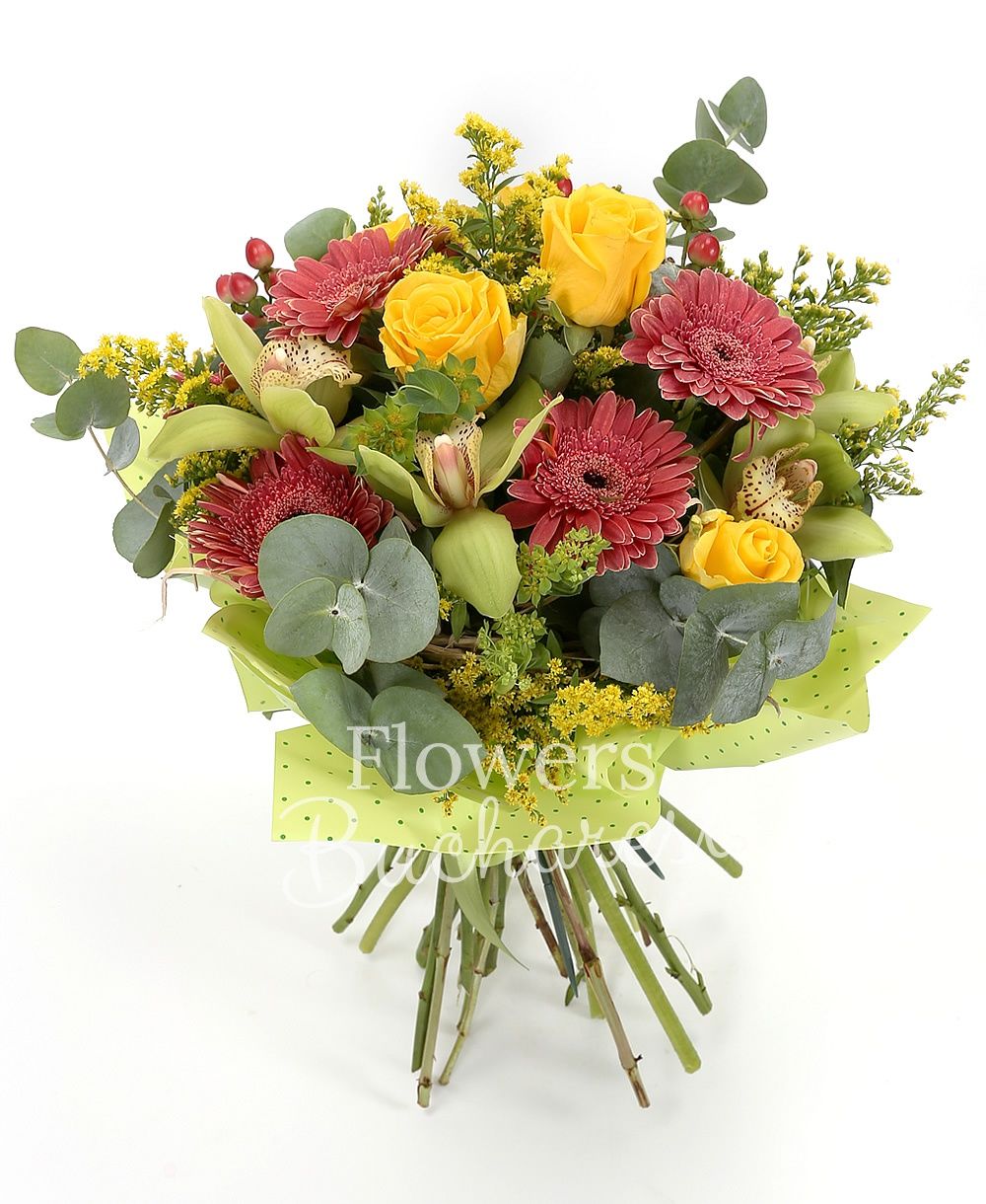 5 yellow roses, 4 gerbera, 3 hypericum, 3 solidago, green cymbidium, greenery