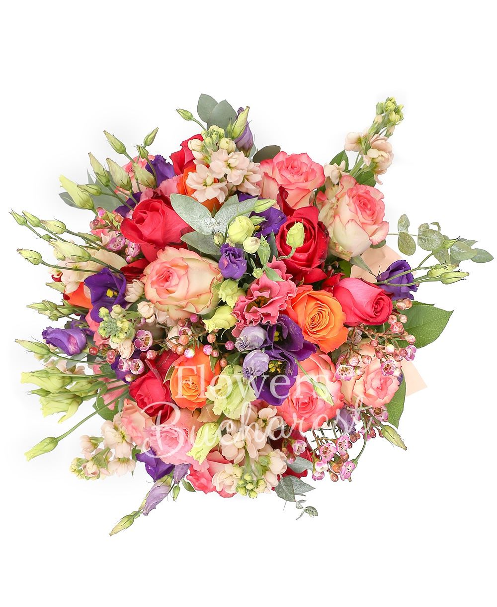 10 pink roses, 5 cyclam roses, 3 orange roses, 7 cream mathiolla, 7 mauve lisianthus, greenery