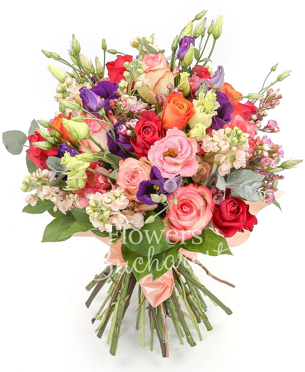 10 pink roses, 5 cyclam roses, 3 orange roses, 7 cream mathiolla, 7 mauve lisianthus, greenery