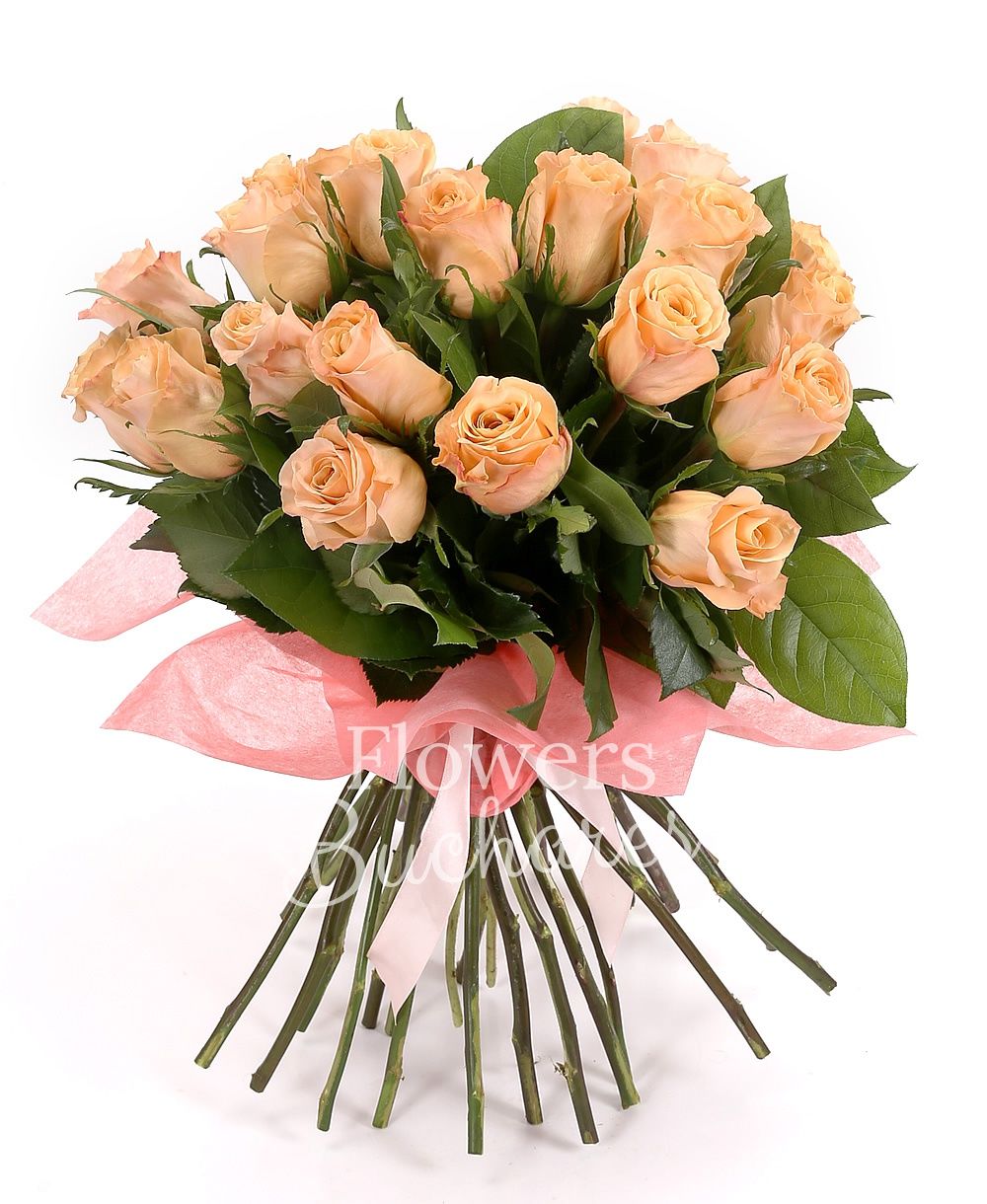 27 peach roses, greenery