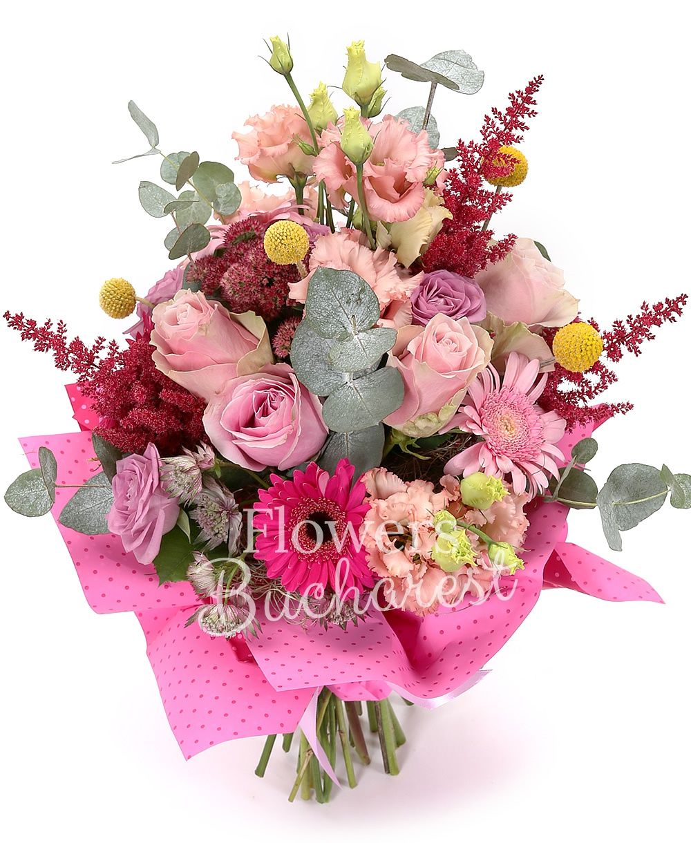 3 astilbe, 3 pink lisianthus, 2 sedum, 5 craspedia, 5 gerbera, 3 astranția, 5 pink roses