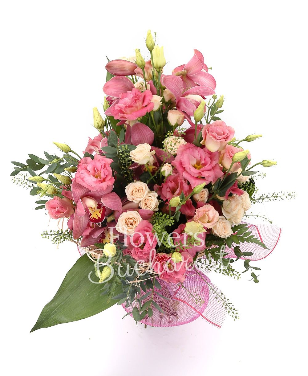 1 pink cymbidium, 5 pink lisianthus, 5 cream miniroses, thlaspi, greenery