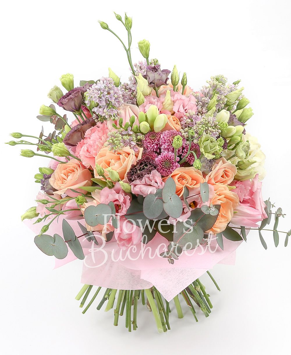 5 mauve lilac, 10 peach roses, 5 mauve lisianthus, 3 pink lisianthus, 5 pink carnations, 3 pink santini, 1 white hydrangea, greenery