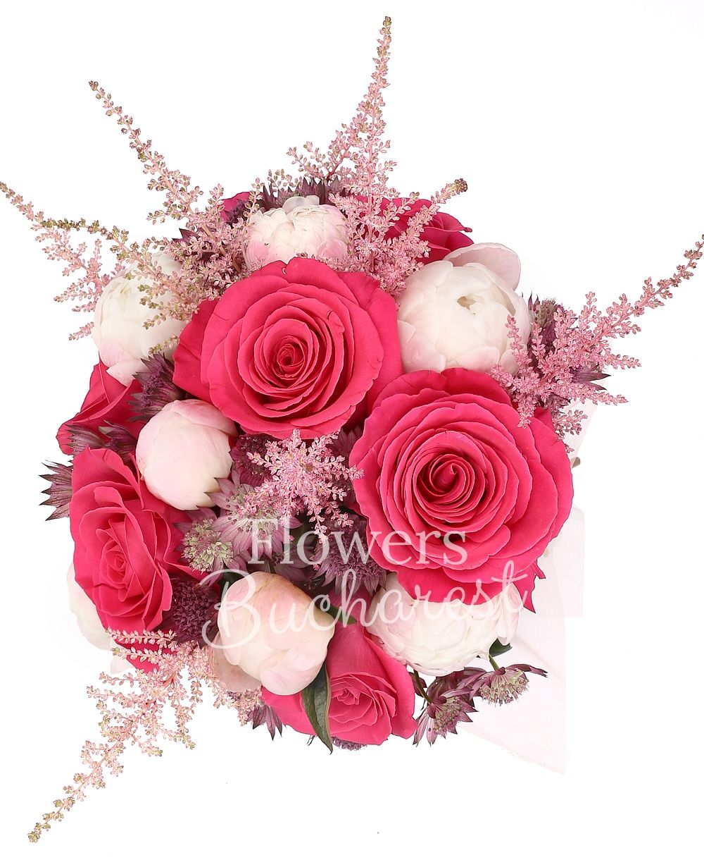 7 pink roses, 7 white peonies, 10 astranția, 7 pink astilbe