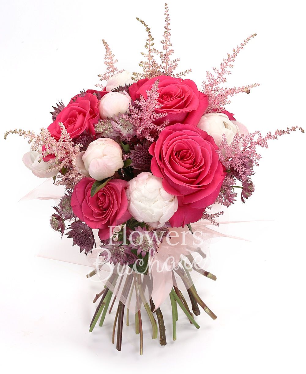 7 pink roses, 7 white peonies, 10 astranția, 7 pink astilbe