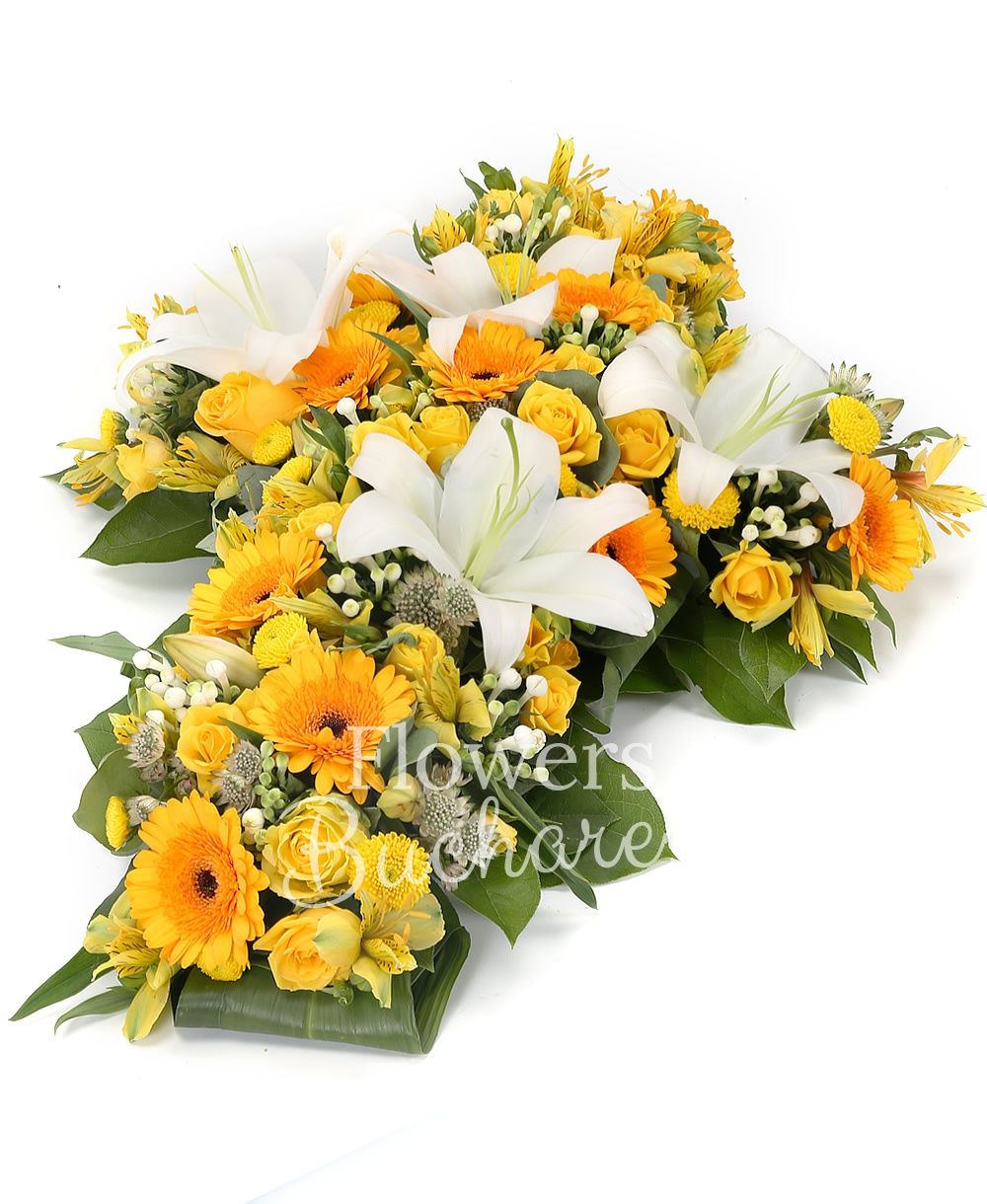 10 yellow roses, 2 white lilies, 10 yellow gerbera, 10 white bouvardia, 5 yellow miniroses, 5 yellow santini, 3 yellow alstroemeria, white asparagus, greenery
