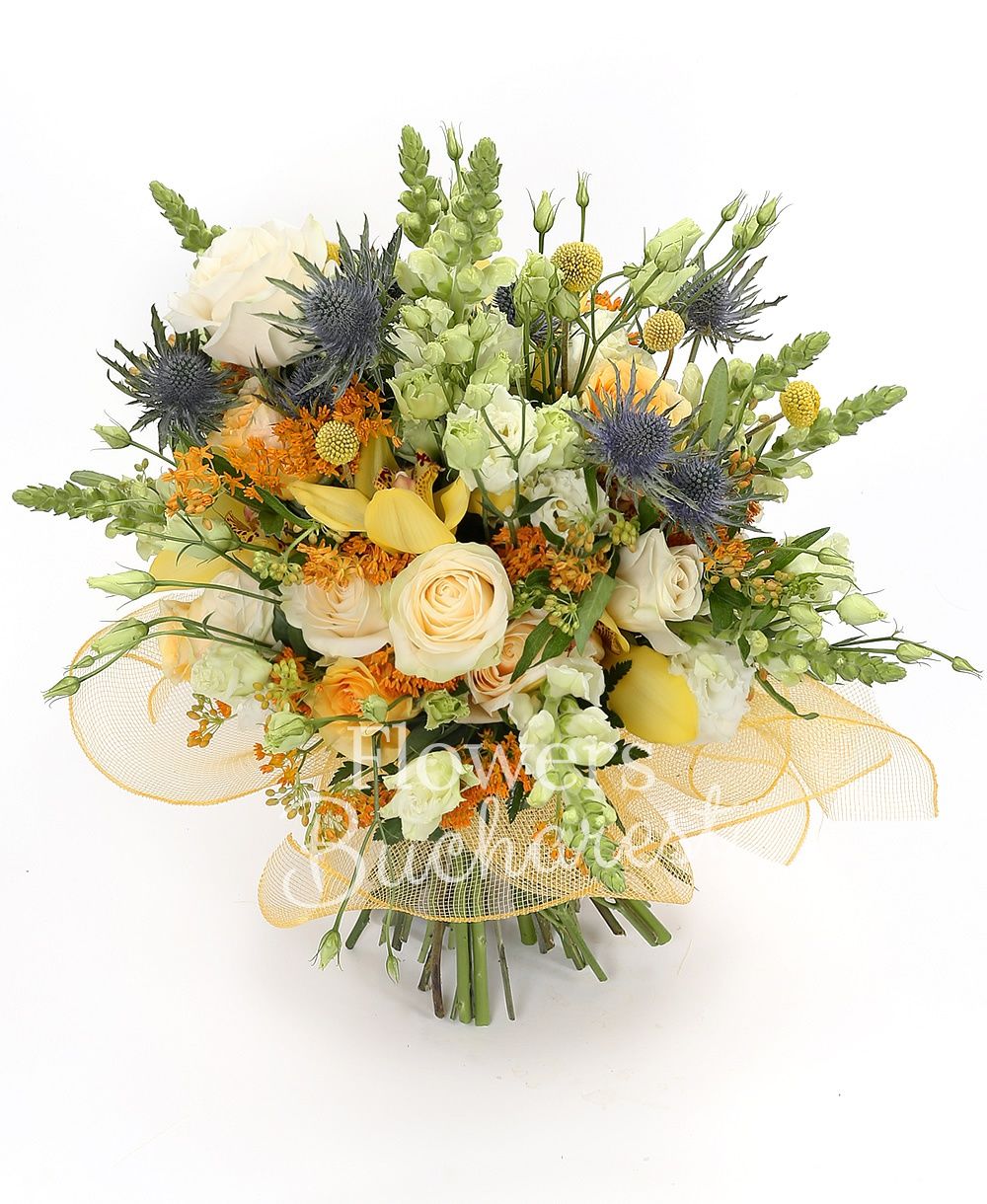 7 cream roses, 5 avalanche peach roses, 3 eryngium, 5 antirrhinum, 5 white lisianthus, 10 craspedia, 5 asclepias, 5 yellow cymbidium