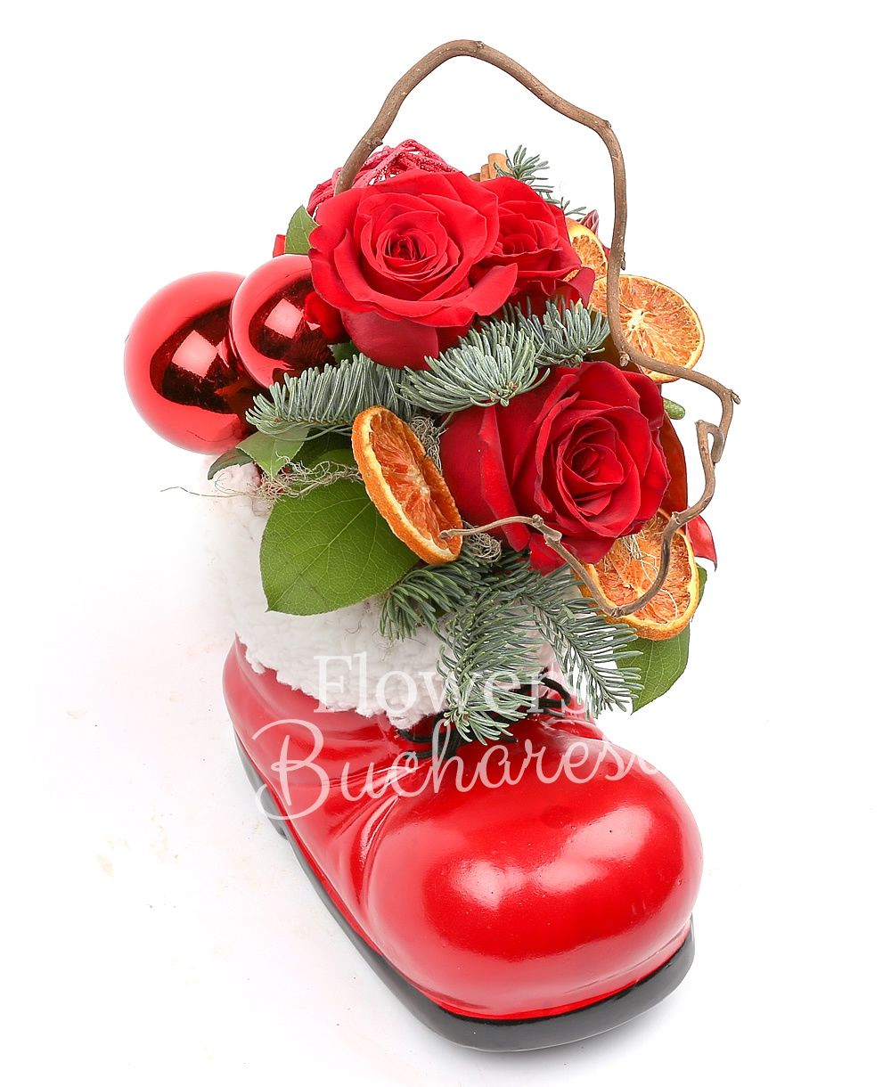 3 red roses, 2 red anthurium, corylus, orange slices, cinnamon, globes, fir, greenery