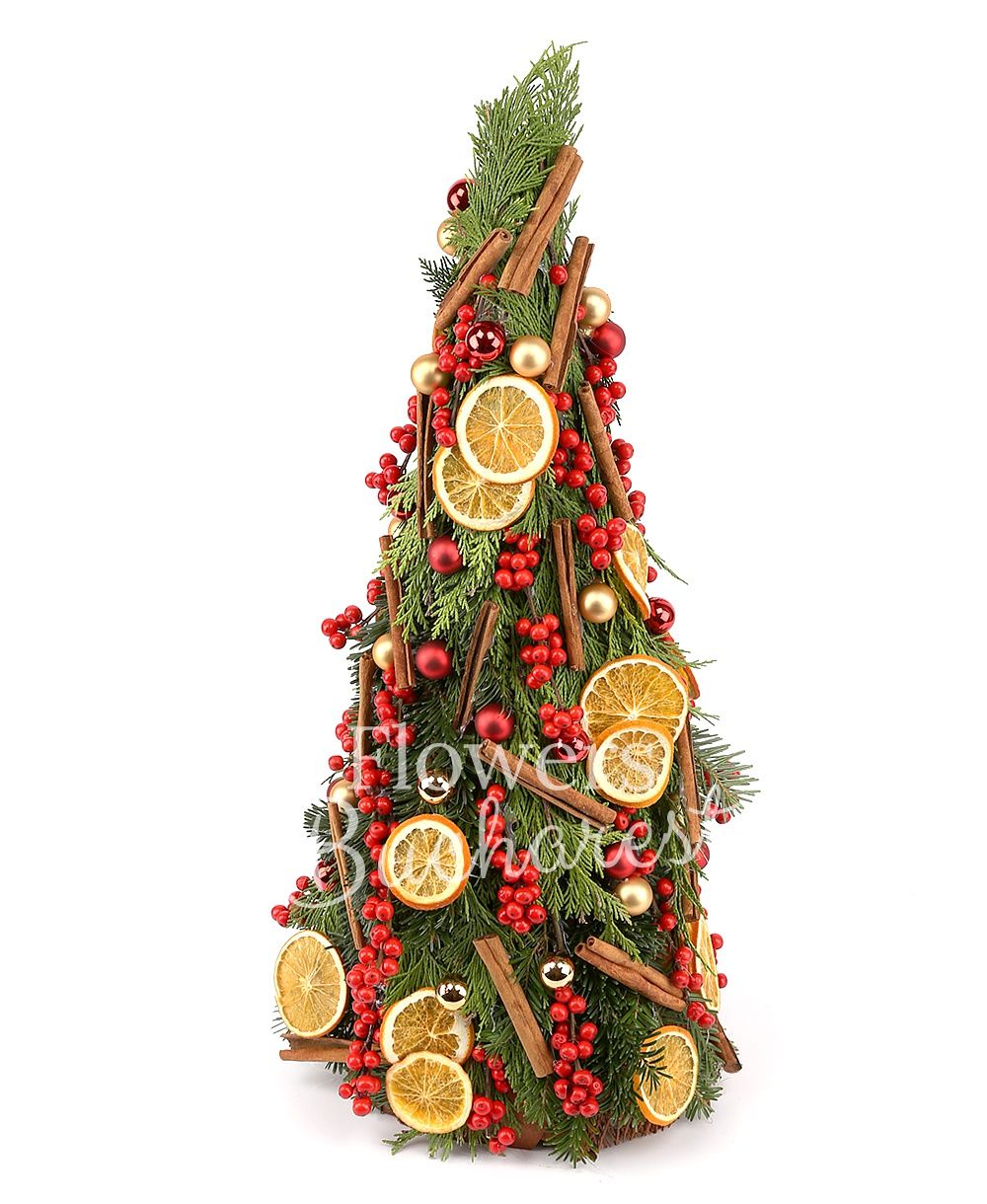 5 ilex, sliced orange slices, cinnamon, red globes, silver globes, greenery