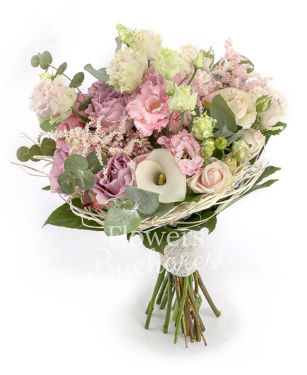 5 mauve roses, 3 white cala, 3 pink miniroses, 3 pink lisianthus, 3 pink astranția, greenery