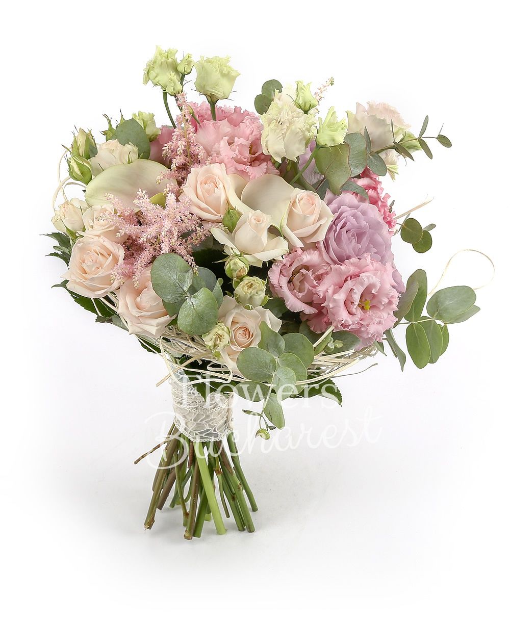 5 mauve roses, 3 white cala, 3 pink miniroses, 3 pink lisianthus, 3 pink astranția, greenery