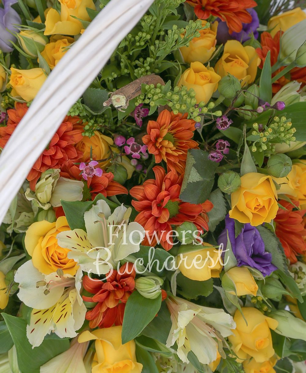 7 yellow miniroses, 5 white alstroemeria, 4 orange chrysanthemums, 5 mauve lisianthus, 4 solidago, greenery