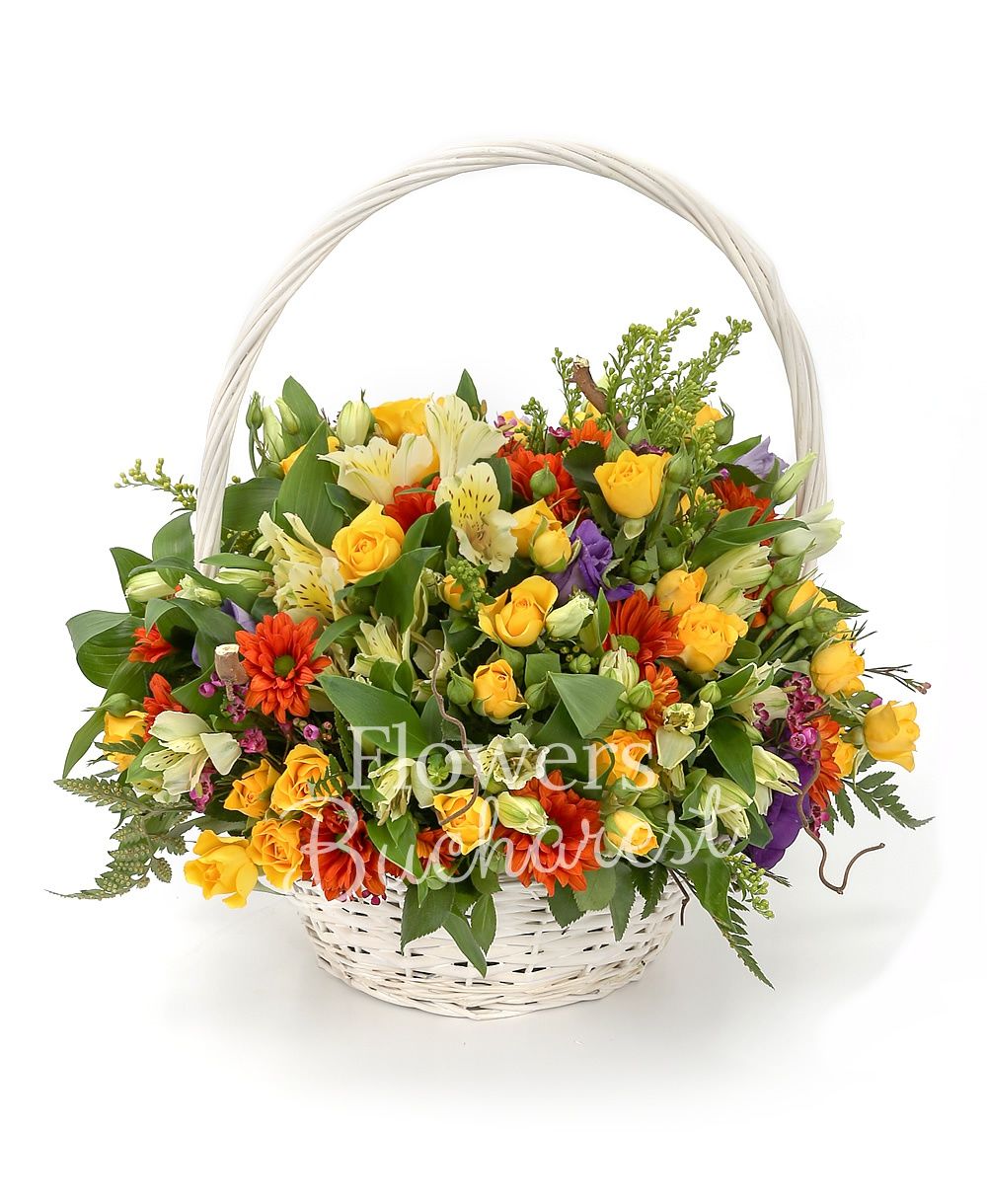 7 yellow miniroses, 5 white alstroemeria, 4 orange chrysanthemums, 5 mauve lisianthus, 4 solidago, greenery