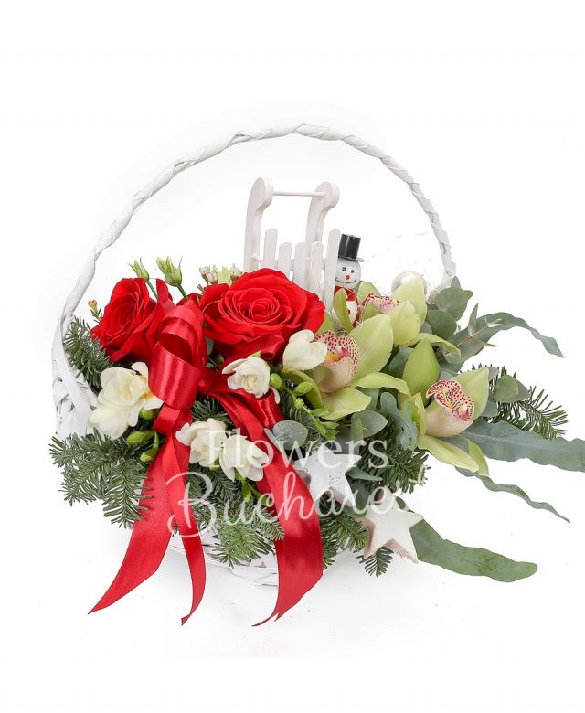 2 trandafiri rosii, 2 cymbidium, 4 frezii, 1 lisianthus alb, waxflower, eucalypt, brad argintiu, decorațiuni, coș